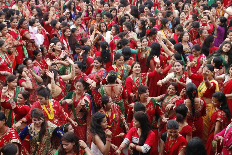 तीजको अवसरमा शुभकामना व्यक्त